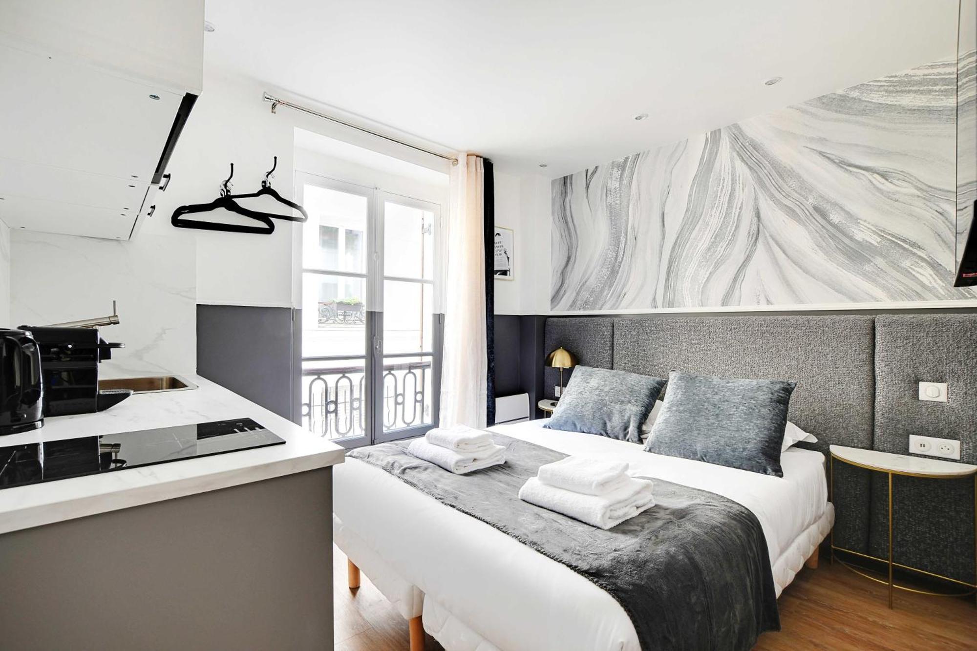 Modern For 2p With A-c - Near Montmartre Appartement Parijs